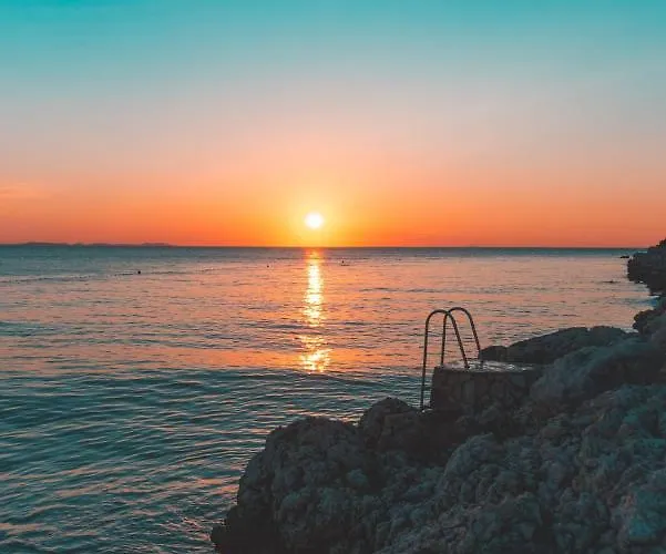 Lägenhet Charming In Zadar, Sea View